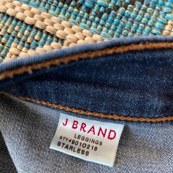 J brand Legging style in starless size 27 - Picture 5 of 9